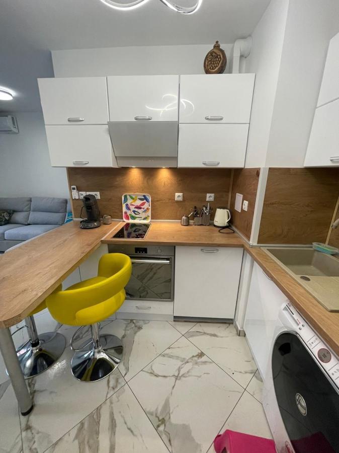Sun&Moon Apartment Обзор Экстерьер фото