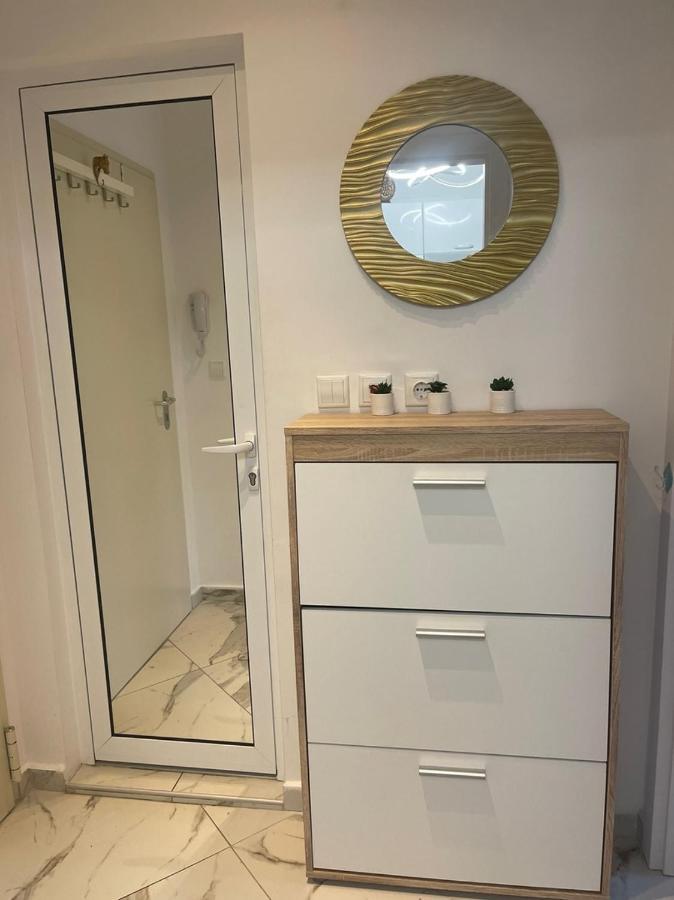 Sun&Moon Apartment Обзор Экстерьер фото